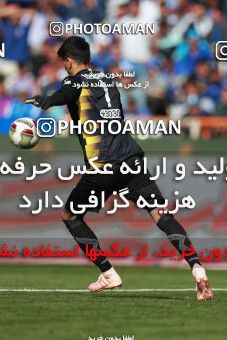 1394589, Tehran, , لیگ برتر فوتبال ایران، Persian Gulf Cup، Week 23، Second Leg، Persepolis 1 v 0 Esteghlal on 2019/03/30 at Azadi Stadium