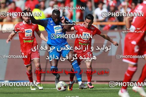 1394539, Tehran, , لیگ برتر فوتبال ایران، Persian Gulf Cup، Week 23، Second Leg، Persepolis 1 v 0 Esteghlal on 2019/03/30 at Azadi Stadium