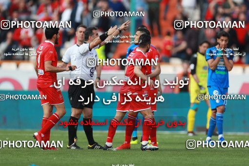 1394822, Tehran, , لیگ برتر فوتبال ایران، Persian Gulf Cup، Week 23، Second Leg، Persepolis 1 v 0 Esteghlal on 2019/03/30 at Azadi Stadium