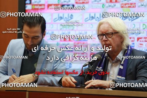 1394282, Tehran, , لیگ برتر فوتبال ایران، Persian Gulf Cup، Week 23، Second Leg، Persepolis 1 v 0 Esteghlal on 2019/03/30 at Azadi Stadium