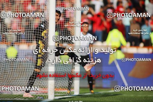 1395749, Tehran, , لیگ برتر فوتبال ایران، Persian Gulf Cup، Week 23، Second Leg، Persepolis 1 v 0 Esteghlal on 2019/03/30 at Azadi Stadium