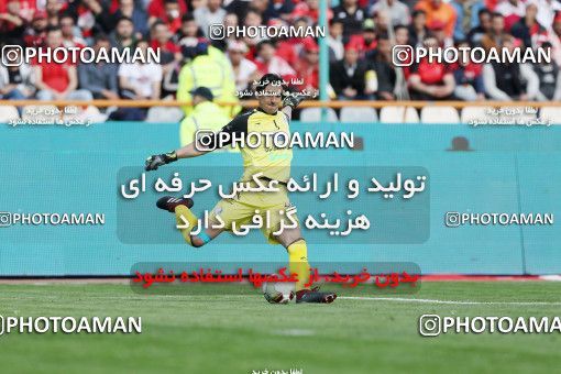 1397323, Tehran, , لیگ برتر فوتبال ایران، Persian Gulf Cup، Week 23، Second Leg، Persepolis 1 v 0 Esteghlal on 2019/03/30 at Azadi Stadium