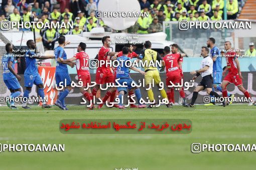 1397343, Tehran, , لیگ برتر فوتبال ایران، Persian Gulf Cup، Week 23، Second Leg، Persepolis 1 v 0 Esteghlal on 2019/03/30 at Azadi Stadium