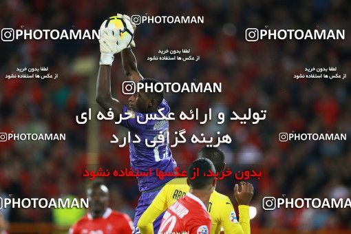 1395125, Tehran, Iran, AFC Champions League 2018, Semi-Finals, Turning Play, Persepolis 1 v 1 Al Sadd SC on 2018/10/23 at Azadi Stadium