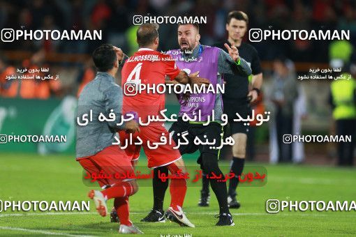 1395288, Tehran, Iran, AFC Champions League 2018, Semi-Finals, Turning Play, Persepolis 1 v 1 Al Sadd SC on 2018/10/23 at Azadi Stadium