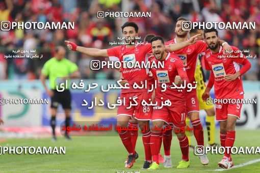 1443807, Tehran,Shahr Qods, , لیگ برتر فوتبال ایران، Persian Gulf Cup، Week 24، Second Leg، Paykan 0 v 2 Persepolis on 2019/04/04 at Shahr-e Qods Stadium