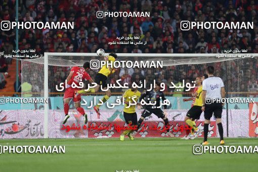 1443436, Tehran, , لیگ برتر فوتبال ایران، Persian Gulf Cup، Week 27، Second Leg، Persepolis 0 v 0 Sepahan on 2019/04/26 at Azadi Stadium