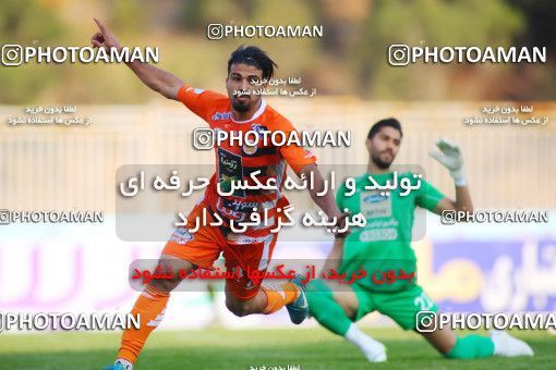 1405312, Tehran, Iran, لیگ برتر فوتبال ایران، Persian Gulf Cup، Week 9، First Leg، Saipa 1 v 2 Esteghlal on 2018/10/19 at Takhti Stadium