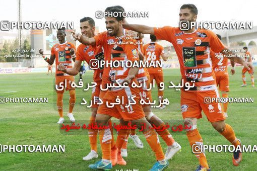 1415025, Tehran, Iran, لیگ برتر فوتبال ایران، Persian Gulf Cup، Week 9، First Leg، Saipa 1 v 2 Esteghlal on 2018/10/19 at Takhti Stadium