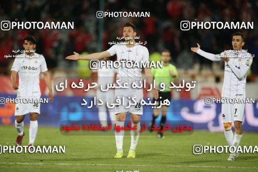 1407953, Tehran, , لیگ برتر فوتبال ایران، Persian Gulf Cup، Week 25، Second Leg، Persepolis 3 v 2 Saipa on 2019/04/13 at Azadi Stadium