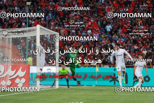 1407951, Tehran, , لیگ برتر فوتبال ایران، Persian Gulf Cup، Week 25، Second Leg، Persepolis 3 v 2 Saipa on 2019/04/13 at Azadi Stadium