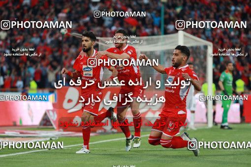 1407992, Tehran, , لیگ برتر فوتبال ایران، Persian Gulf Cup، Week 25، Second Leg، Persepolis 3 v 2 Saipa on 2019/04/13 at Azadi Stadium