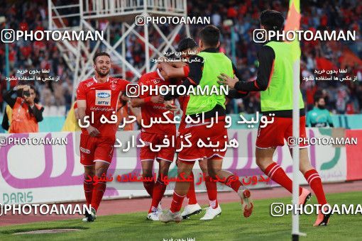 1407751, Tehran, , Iran Pro League، Persian Gulf Cup، 2018-19 season، Second Leg، Week 25، Persepolis 3 v 2 Saipa on 2019/04/13 at Azadi Stadium