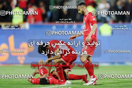 1414523, Tehran, , لیگ برتر فوتبال ایران، Persian Gulf Cup، Week 25، Second Leg، Persepolis 3 v 2 Saipa on 2019/04/13 at Azadi Stadium