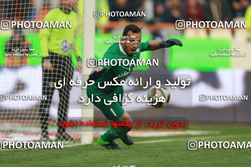1477960, Tehran, Iran, لیگ برتر فوتبال ایران، Persian Gulf Cup، Week 18، Second Leg، Persepolis 2 v 0 Esteghlal Khouzestan on 2019/02/14 at Azadi Stadium