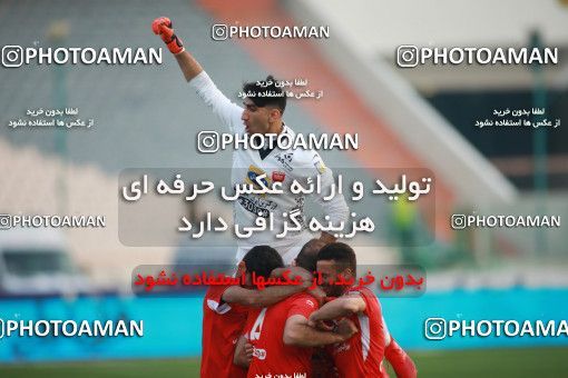 1408167, Tehran, Iran, لیگ برتر فوتبال ایران، Persian Gulf Cup، Week 18، Second Leg، Persepolis 2 v 0 Esteghlal Khouzestan on 2019/02/14 at Azadi Stadium
