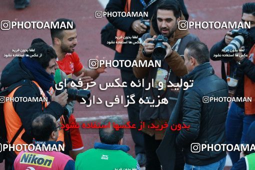 1434557, سی و دومین دوره جام حذفی فوتبال ایران، فصل ۹۸-۹۷، یادواره آزادسازی خرمشهر، مرحله یک چهارم نهایی، 1397/11/29، تهران، ورزشگاه آزادی، پرسپولیس (۳) ۱ - ۱ (۱) پدیده مشهد