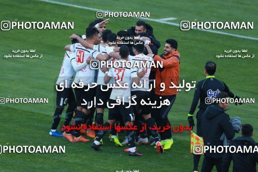 1434524, Tehran, , جام حذفی فوتبال ایران, Quarter-final, Khorramshahr Cup, Persepolis (3) 1 v 1 (۱) Padideh Mashhad on 2019/02/18 at Azadi Stadium