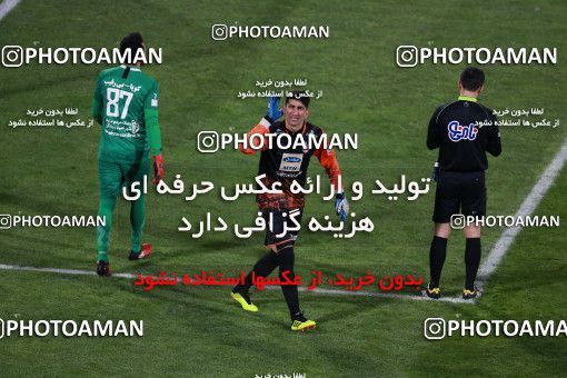 1434938, Tehran, , جام حذفی فوتبال ایران, Quarter-final, Khorramshahr Cup, Persepolis (3) 1 v 1 (۱) Padideh Mashhad on 2019/02/18 at Azadi Stadium