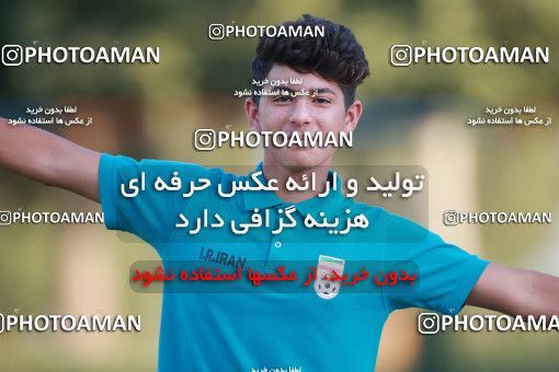 1417670, عکس های پرتره تیم ملی فوتبال نوجوانان ایران، 1398/04/22، ، تهران، ورزشگاه کارگران