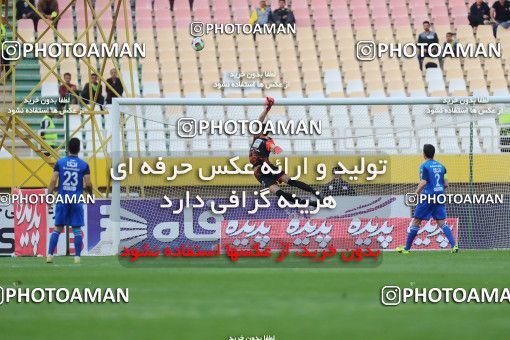 1441666, Isfahan, , لیگ برتر فوتبال ایران، Persian Gulf Cup، Week 25، Second Leg، Sepahan 0 v 1 Esteghlal on 2019/04/12 at Naghsh-e Jahan Stadium