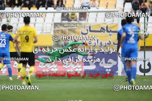 1423438, Isfahan, , لیگ برتر فوتبال ایران، Persian Gulf Cup، Week 25، Second Leg، Sepahan 0 v 1 Esteghlal on 2019/04/12 at Naghsh-e Jahan Stadium