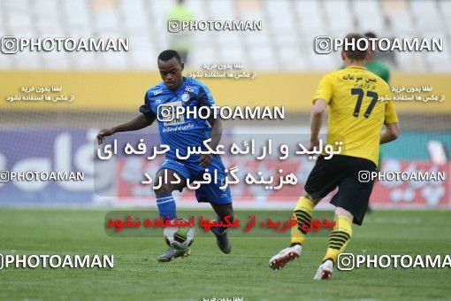 1423573, Isfahan, , لیگ برتر فوتبال ایران، Persian Gulf Cup، Week 25، Second Leg، Sepahan 0 v 1 Esteghlal on 2019/04/12 at Naghsh-e Jahan Stadium