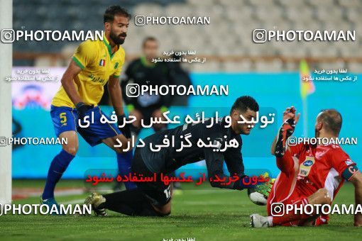 1422647, Tehran, , لیگ برتر فوتبال ایران، Persian Gulf Cup، Week 20، Second Leg، Persepolis 1 v 0 Sanat Naft Abadan on 2019/02/28 at Azadi Stadium