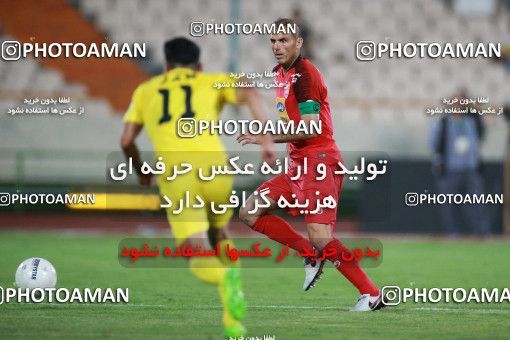1430824, Tehran, Iran, Iran Football Pro League، Persian Gulf Cup، Week 1، First Leg، Persepolis 1 v 0 Pars Jonoubi Jam on 2019/08/22 at Azadi Stadium