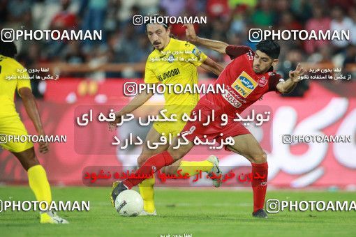 1430968, Tehran, Iran, Iran Football Pro League، Persian Gulf Cup، Week 1، First Leg، Persepolis 1 v 0 Pars Jonoubi Jam on 2019/08/22 at Azadi Stadium