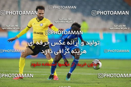 1433065, Tehran, , لیگ برتر فوتبال ایران، Persian Gulf Cup، Week 19، Second Leg، Esteghlal 2 v 0 Pars Jonoubi Jam on 2019/02/20 at Azadi Stadium