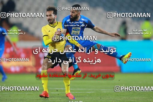 1433227, Tehran, , لیگ برتر فوتبال ایران، Persian Gulf Cup، Week 19، Second Leg، Esteghlal 2 v 0 Pars Jonoubi Jam on 2019/02/20 at Azadi Stadium