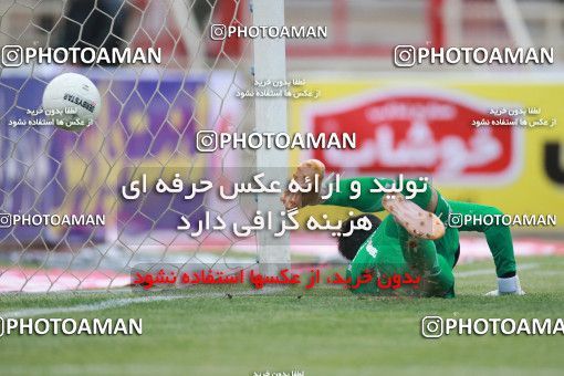 1436178, Tehran,Shahr Qods, , Iran Football Pro League، Persian Gulf Cup، Week 2، First Leg، Tractor Sazi 1 v 0 Persepolis on 2019/08/30 at Yadegar-e Emam Stadium