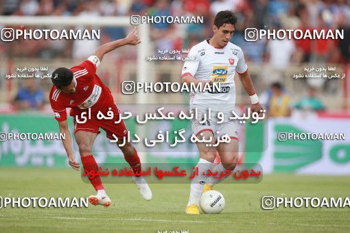 1436386, Tehran,Shahr Qods, , Iran Football Pro League، Persian Gulf Cup، Week 2، First Leg، Tractor Sazi 1 v 0 Persepolis on 2019/08/30 at Yadegar-e Emam Stadium