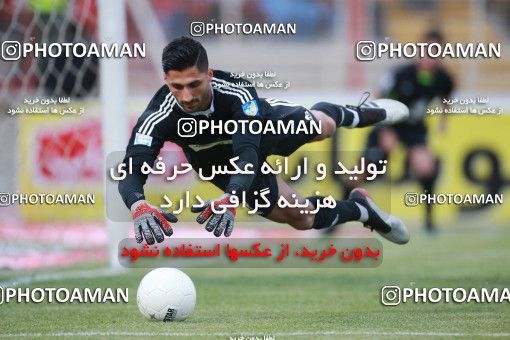1436499, Tehran,Shahr Qods, , Iran Football Pro League، Persian Gulf Cup، Week 2، First Leg، Tractor Sazi 1 v 0 Persepolis on 2019/08/30 at Yadegar-e Emam Stadium
