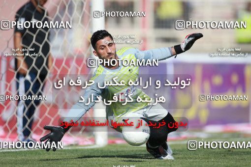 1435890, Tehran,Shahr Qods, , Iran Football Pro League، Persian Gulf Cup، Week 2، First Leg، Tractor Sazi 1 v 0 Persepolis on 2019/08/30 at Yadegar-e Emam Stadium