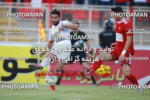 1436555, Tehran,Shahr Qods, , Iran Football Pro League، Persian Gulf Cup، Week 2، First Leg، Tractor Sazi 1 v 0 Persepolis on 2019/08/30 at Yadegar-e Emam Stadium