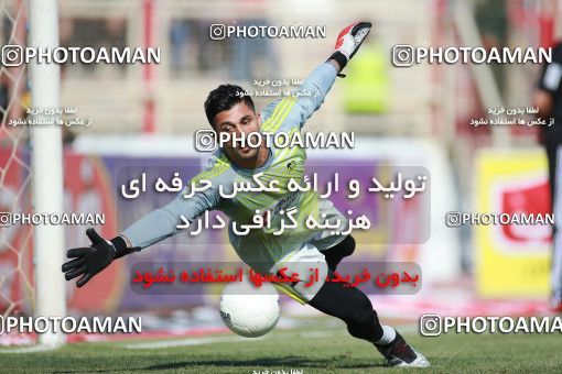 1435933, Tehran,Shahr Qods, , Iran Football Pro League، Persian Gulf Cup، Week 2، First Leg، Tractor Sazi 1 v 0 Persepolis on 2019/08/30 at Yadegar-e Emam Stadium