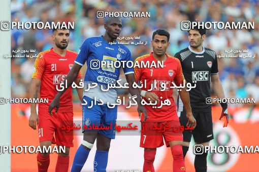 1535406, Tehran, , Iran Football Pro League، Persian Gulf Cup، Week 2، First Leg، Esteghlal 1 v 1 Foulad Khouzestan on 2019/08/29 at Azadi Stadium