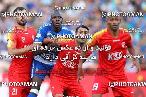 1524107, Tehran, , Iran Football Pro League، Persian Gulf Cup، Week 2، First Leg، Esteghlal 1 v 1 Foulad Khouzestan on 2019/08/29 at Azadi Stadium