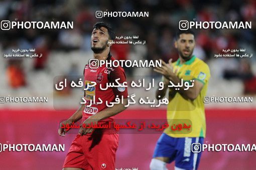 1535503, Tehran, Iran, Iran Football Pro League، Persian Gulf Cup، Week 3، First Leg، Persepolis 1 v 0 Sanat Naft Abadan on 2019/09/16 at Azadi Stadium