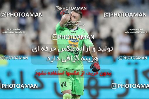 1535712, Tehran, Iran, Iran Football Pro League، Persian Gulf Cup، Week 3، First Leg، Persepolis 1 v 0 Sanat Naft Abadan on 2019/09/16 at Azadi Stadium