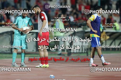 1444100, Tehran, Iran, Iran Football Pro League، Persian Gulf Cup، Week 3، First Leg، Persepolis 1 v 0 Sanat Naft Abadan on 2019/09/16 at Azadi Stadium