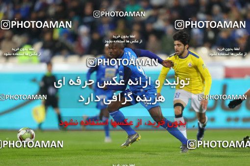 1445854, Tehran, , لیگ برتر فوتبال ایران، Persian Gulf Cup، Week 21، Second Leg، Esteghlal 1 v 0 Naft M Soleyman on 2019/03/08 at Azadi Stadium