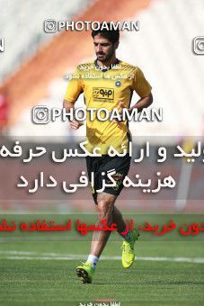 1471470, Tehran, Iran, Iran Football Pro League، Persian Gulf Cup، Week 5، First Leg، Persepolis 0 v 2 Sepahan on 2019/09/26 at Azadi Stadium