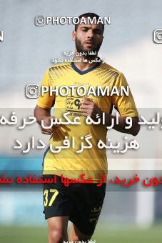 1471395, Tehran, Iran, Iran Football Pro League، Persian Gulf Cup، Week 5، First Leg، Persepolis 0 v 2 Sepahan on 2019/09/26 at Azadi Stadium