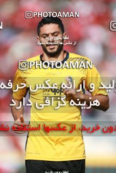 1471390, Tehran, Iran, Iran Football Pro League، Persian Gulf Cup، Week 5، First Leg، Persepolis 0 v 2 Sepahan on 2019/09/26 at Azadi Stadium
