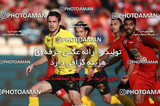 1471484, Tehran, Iran, Iran Football Pro League، Persian Gulf Cup، Week 5، First Leg، Persepolis 0 v 2 Sepahan on 2019/09/26 at Azadi Stadium