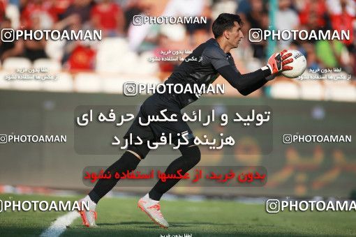 1471596, Tehran, Iran, Iran Football Pro League، Persian Gulf Cup، Week 5، First Leg، Persepolis 0 v 2 Sepahan on 2019/09/26 at Azadi Stadium