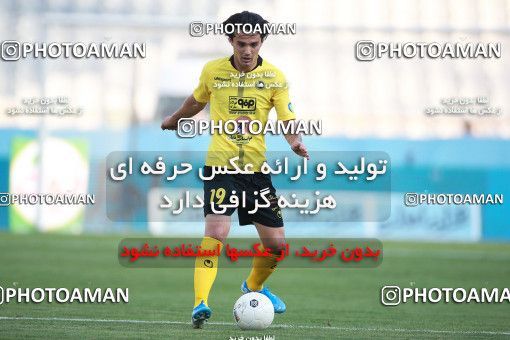 1471506, Tehran, Iran, Iran Football Pro League، Persian Gulf Cup، Week 5، First Leg، Persepolis 0 v 2 Sepahan on 2019/09/26 at Azadi Stadium